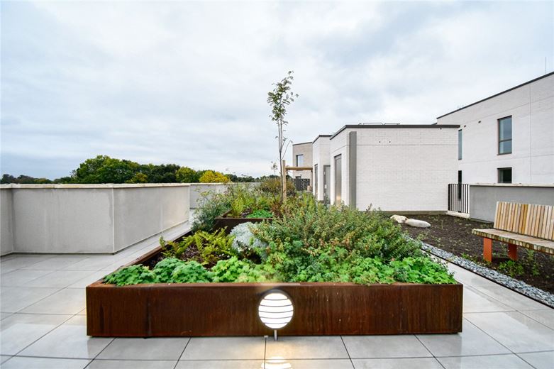 2 bedroom flat, Eddington Avenue, Eddington CB3 - Available