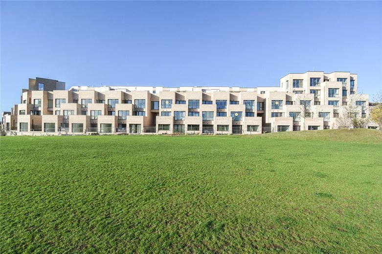 2 bedroom flat, Eddington Avenue, Eddington CB3 - Let Agreed