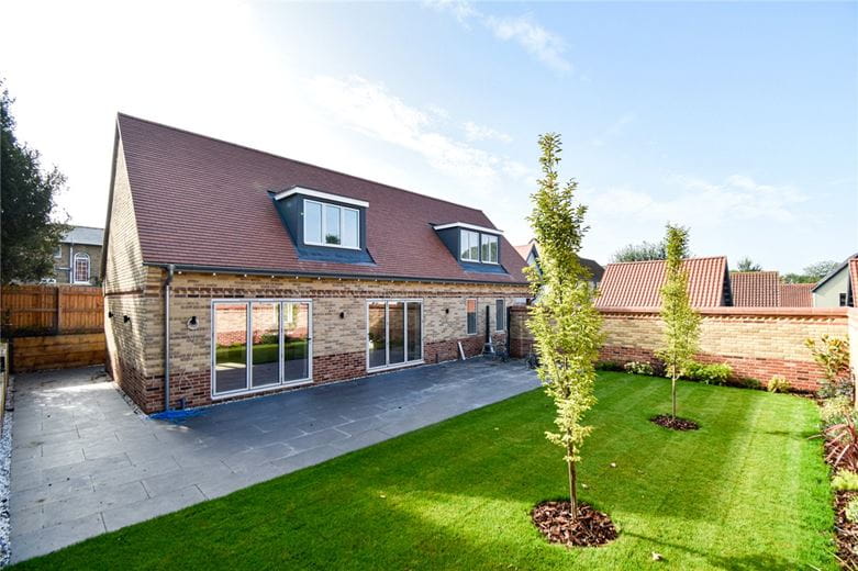 3 bedroom house, Evelyns Orchard, Stuntney CB7 - Available
