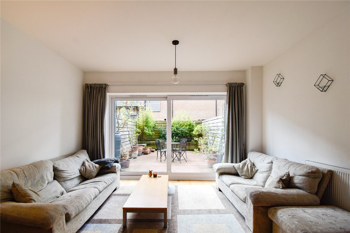 1 bedroom flat, Flamsteed Close, Cambridge CB1 - Let Agreed