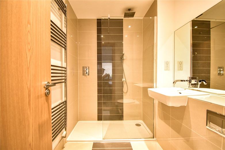 1 bedroom flat, Flamsteed Close, Cambridge CB1 - Let Agreed