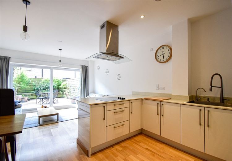 1 bedroom flat, Flamsteed Close, Cambridge CB1 - Let Agreed