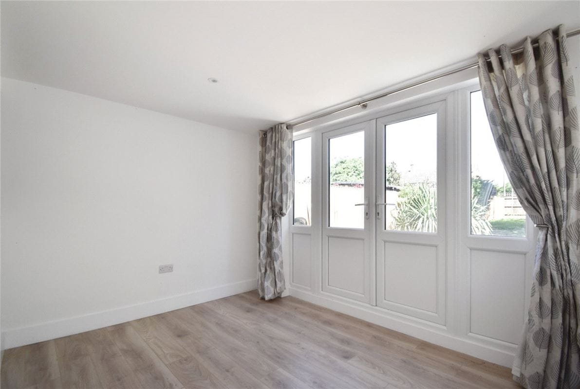 2 bedroom house, Barnwell Road, Cambridge CB5 - Available