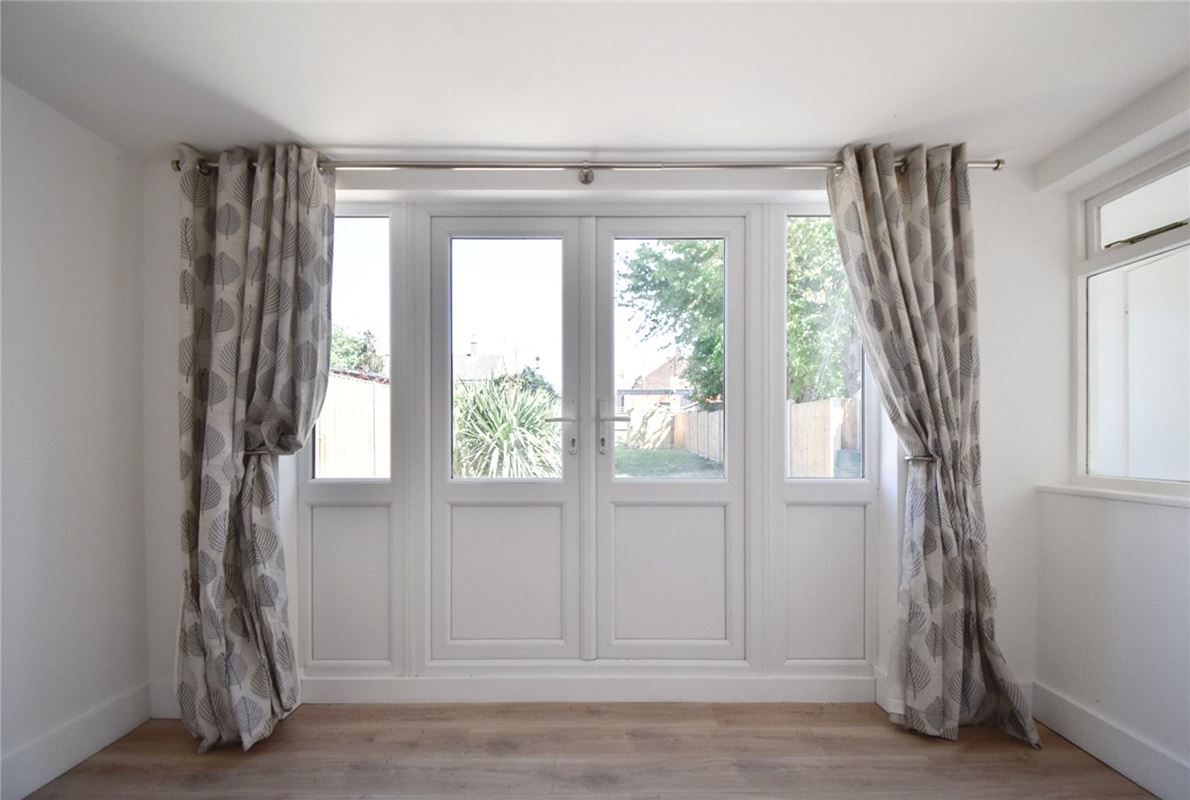 2 bedroom house, Barnwell Road, Cambridge CB5 - Available