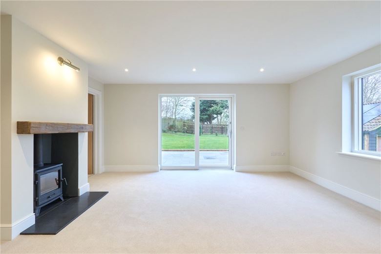 4 bedroom house, Water End, Wrestlingworth SG19 - Available