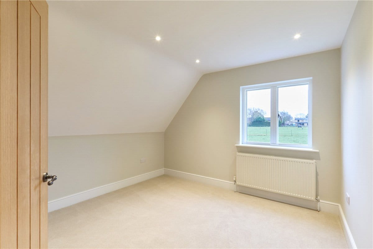 4 bedroom house, Water End, Wrestlingworth SG19 - Available