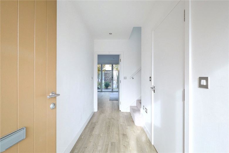 4 bedroom house, Knightly Avenue, Cambridge CB2 - Available