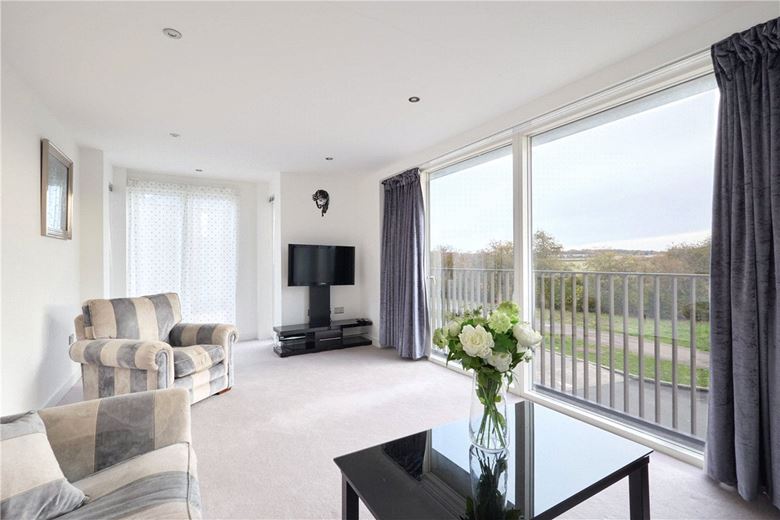 4 bedroom house, Knightly Avenue, Cambridge CB2 - Available