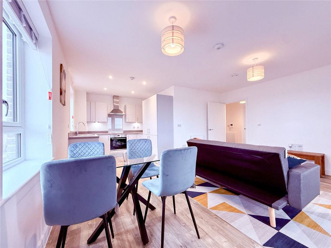 1 bedroom flat, Saffron Way, Cambridge CB1 - Available