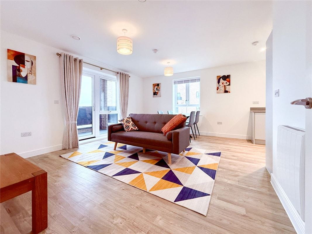 1 bedroom flat, Saffron Way, Cambridge CB1 - Available