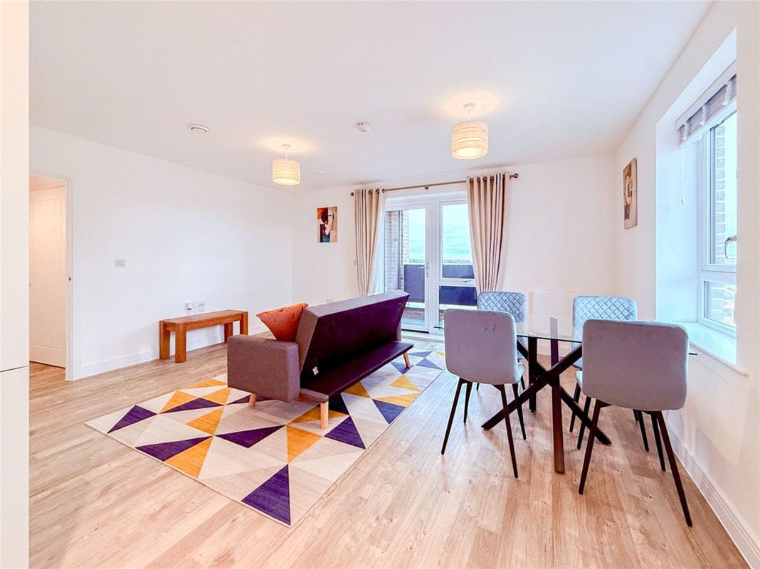 1 bedroom flat, Saffron Way, Cambridge CB1 - Available