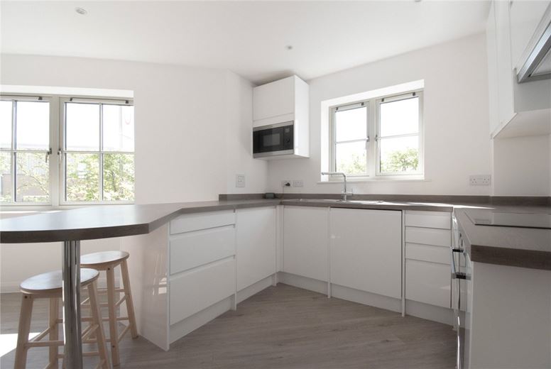 1 bedroom flat, Windsor Gate, Coldhams Lane CB1 - Let Agreed