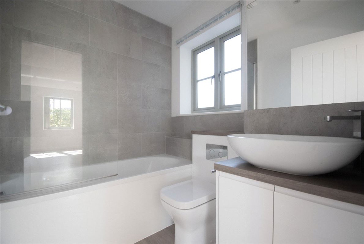 1 bedroom flat, Windsor Gate, Coldhams Lane CB1 - Let Agreed