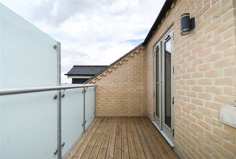 1 bedroom flat, Windsor Gate, Coldhams Lane CB1 - Available