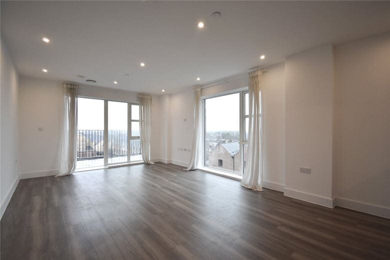 2 bedroom flat, Clara Rackham Street, Cambridge CB1 - Available