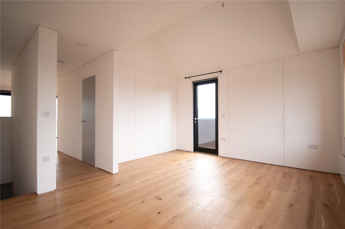 3 bedroom house, Lockhart Way, Northstowe CB24 - Available