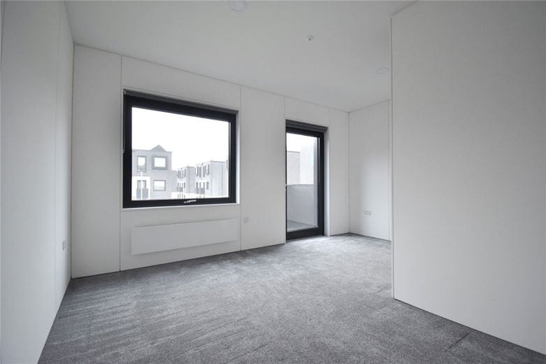 3 bedroom house, Lockhart Way, Northstowe CB24 - Available