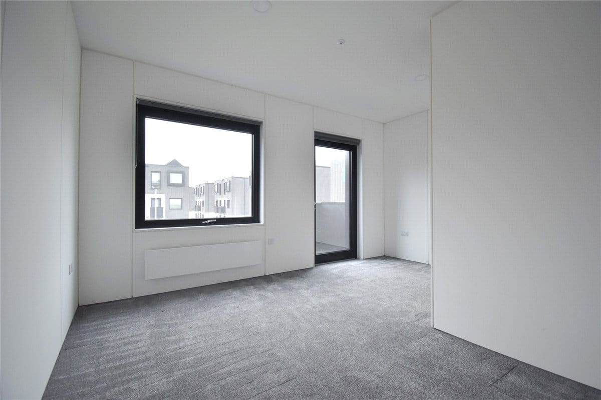 3 bedroom house, Lockhart Way, Northstowe CB24 - Available