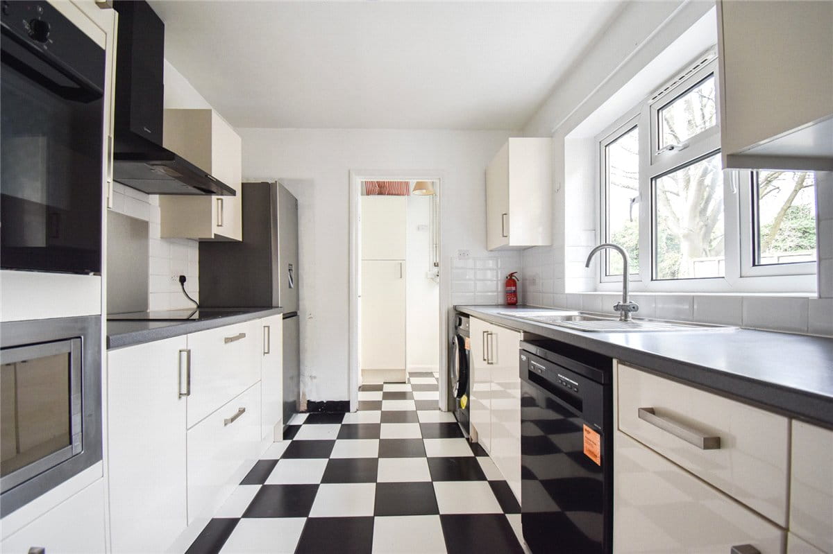 3 bedroom house, Brooks Road, Cambridge CB1 - Available