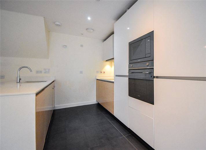 4 bedroom house, Harvest Road, Trumpington CB2 - Available