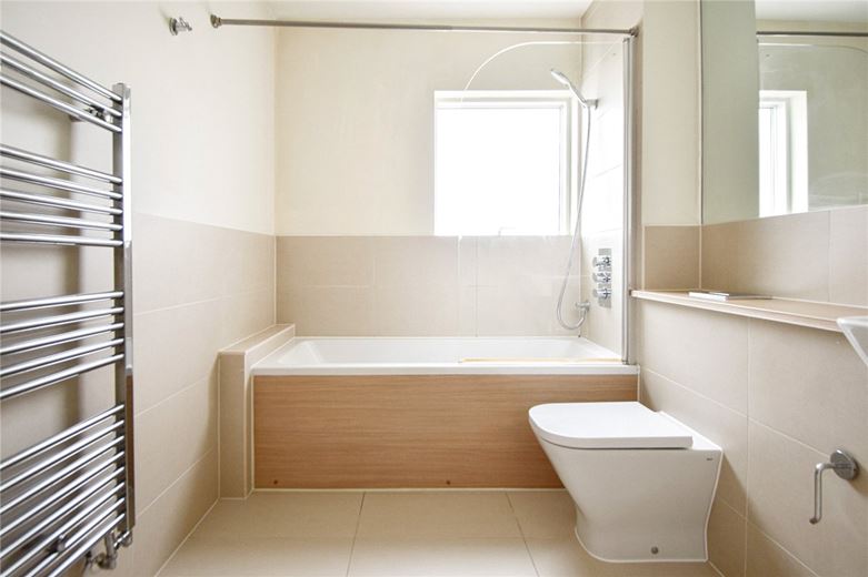 4 bedroom house, Harvest Road, Trumpington CB2 - Available