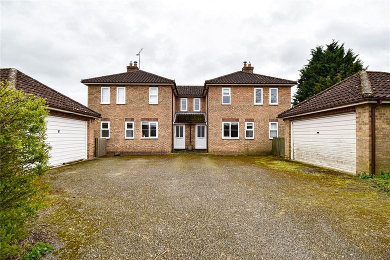 3 bedroom house, Streetly Hall Cottages, Streetly End CB21 - Let Agreed