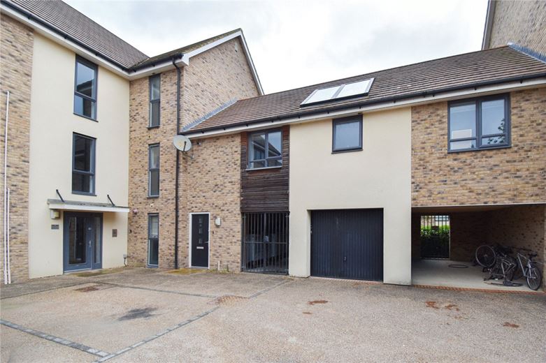 2 bedroom flat, Burlton Road, Cambridge CB3 - Let Agreed