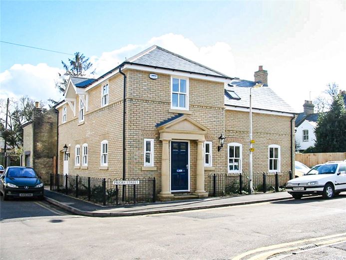 4 bedroom house, Grove House, 2a Priory Street CB4