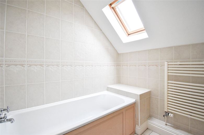 4 bedroom house, Grove House, 2a Priory Street CB4