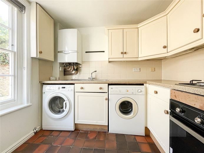 2 bedroom house, Saxon Street, Cambridge CB2 - Available