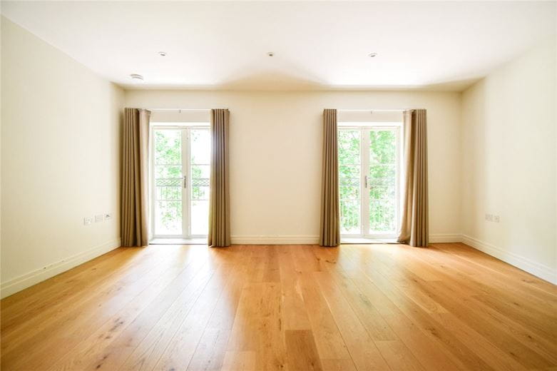 2 bedroom flat, Hobbs House, 18-19 Regent Terrace CB2 - Let Agreed