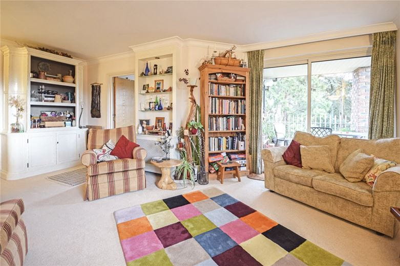 3 bedroom flat, The Oasthouse, Pinehurst South CB3