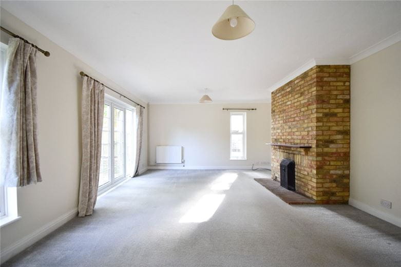 5 bedroom house, Main Street, Little Downham CB6 - Available