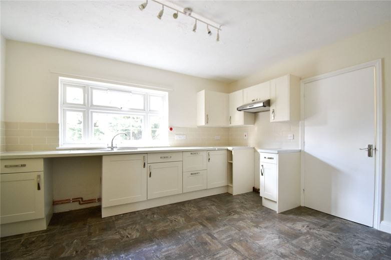 5 bedroom house, Main Street, Little Downham CB6 - Available