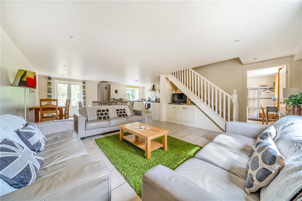 5 bedroom house, Northfield Lane, Nassington PE8 - Available