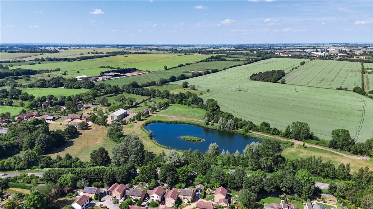  House, Wyton, Huntingdon PE28 - Available