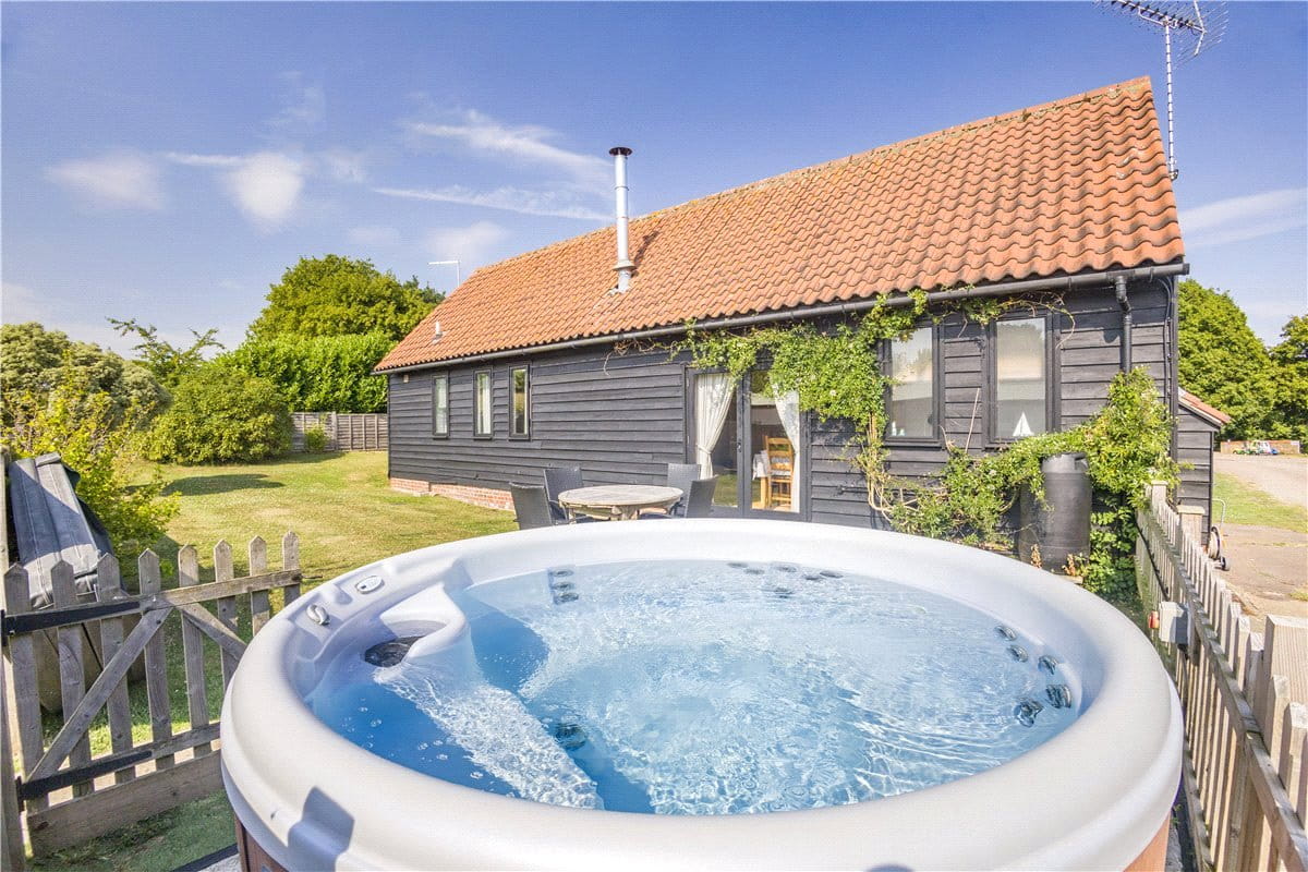  House, Cookley, Halesworth IP19 - Available