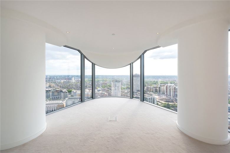 5 bedroom flat, Waterfront Drive, Chelsea Waterfront SW10 - Available