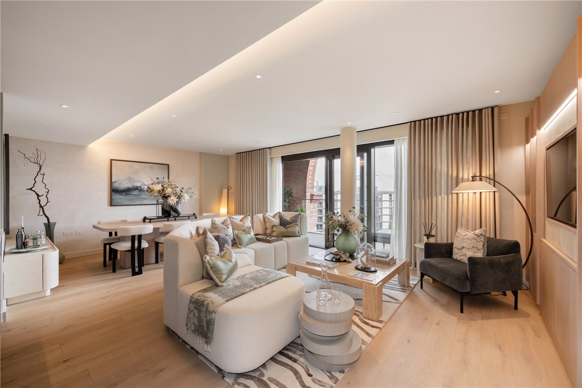 3 bedroom flat, Waterfront Drive, Chelsea Waterfront SW10 - Available