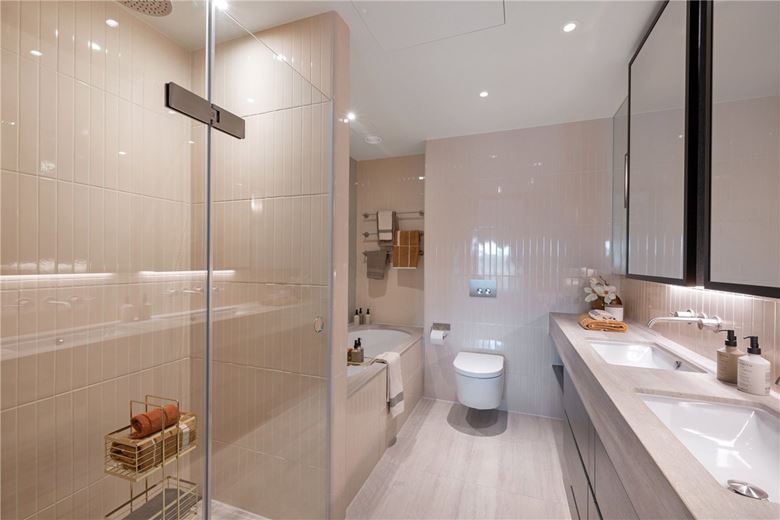 3 bedroom flat, Waterfront Drive, Chelsea Waterfront SW10 - Available