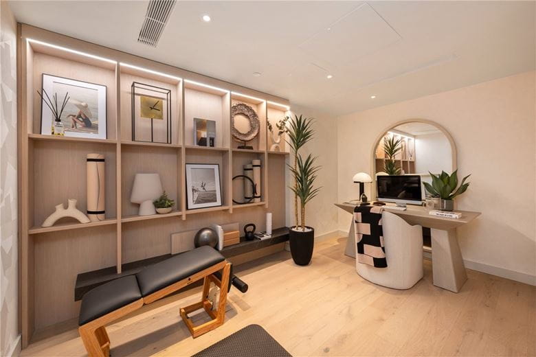 4 bedroom flat, Waterfront Drive, Chelsea Waterfront SW10 - Available