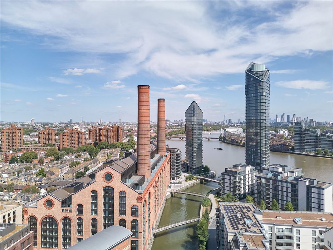 6 bedroom flat, Waterfront Drive, Chelsea Waterfront SW10 - Available