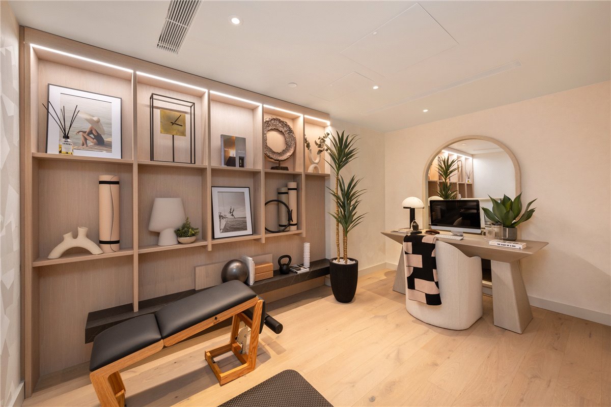 6 bedroom flat, Waterfront Drive, Chelsea Waterfront SW10 - Available