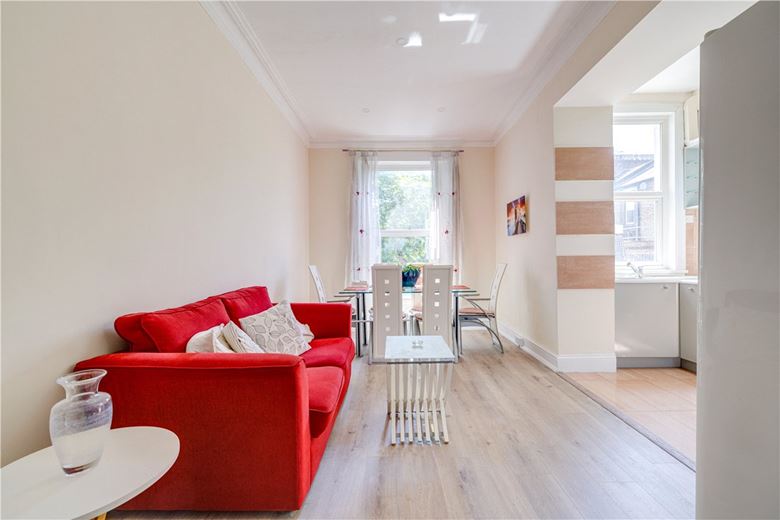 2 bedroom flat, Holland Road, West Kensington W14 - Available
