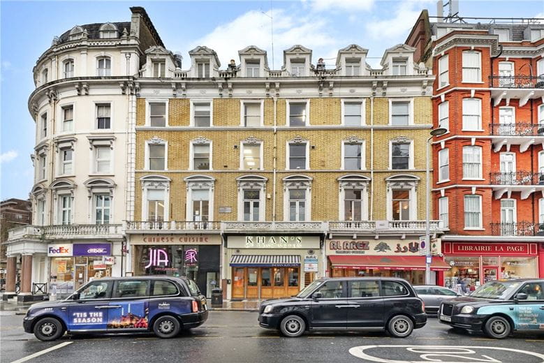2 bedroom flat, Harrington Road, South Kensington SW7 - Available