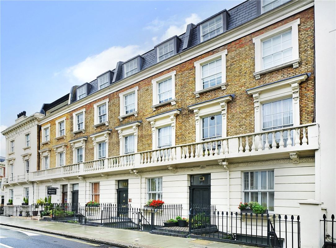 2 bedroom flat, Warwick Way, Pimlico SW1V - Available