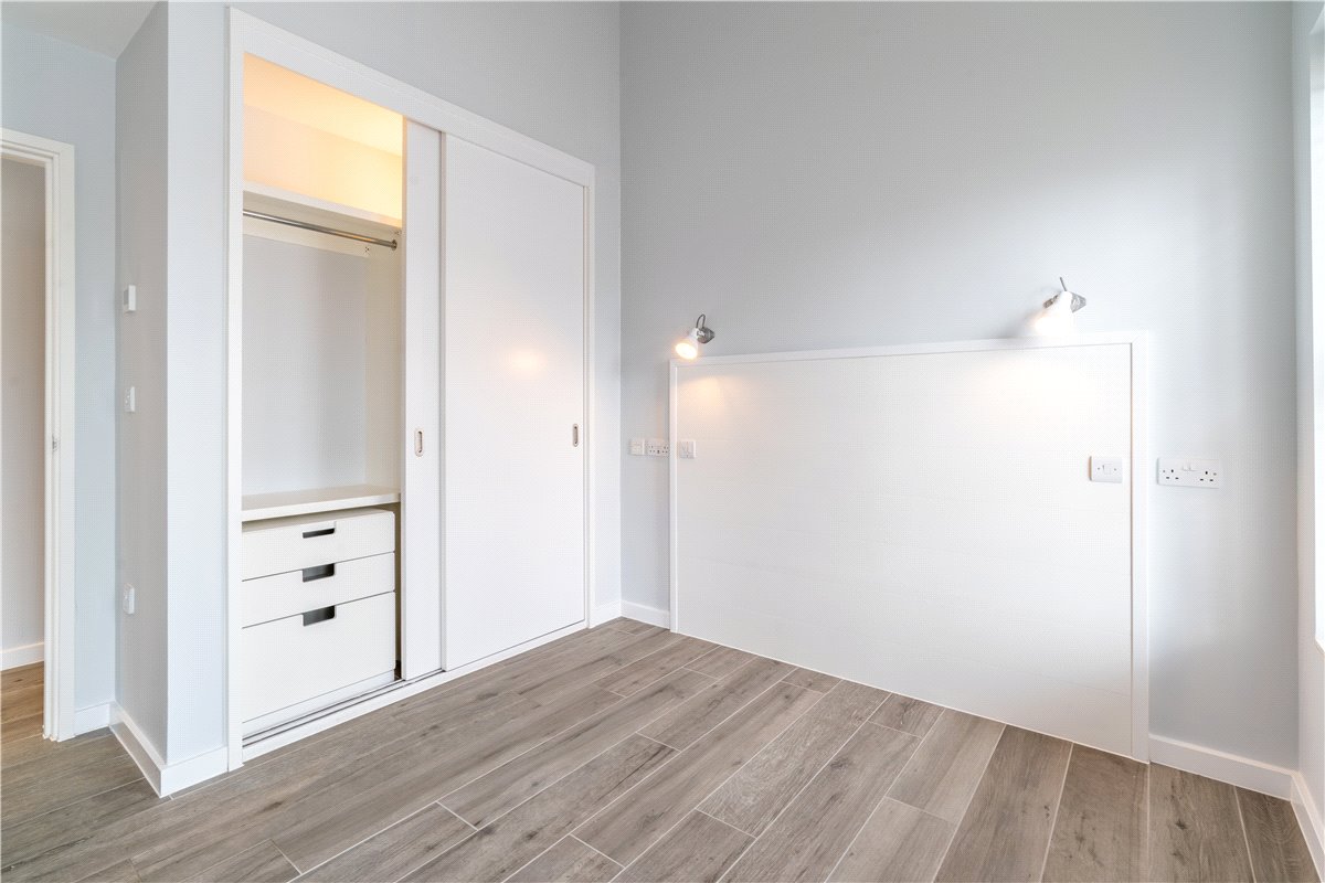 1 bedroom flat, Eagle Yard, Great Eastern Street CB1 - Sold