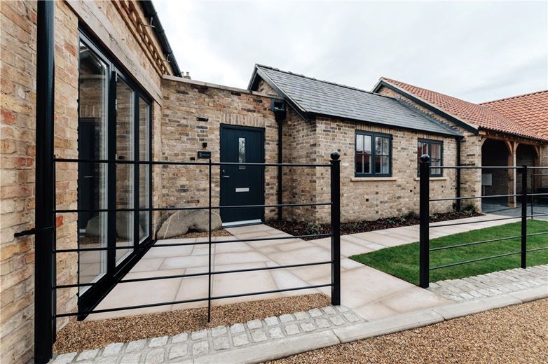 4 bedroom house, London Road, Chatteris PE16 - Available