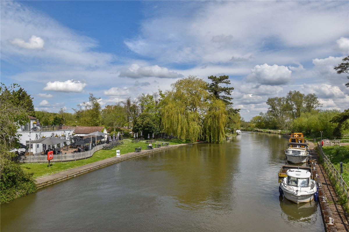 4 bedroom house, Bannold Road, Waterbeach CB25 - Sold