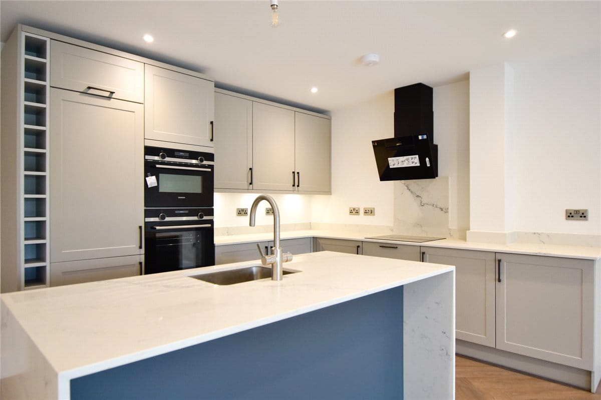 4 bedroom house, Hauxton Road, Little Shelford CB22 - Sold STC